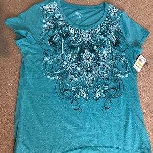 Brand new with tags, "Style & Co" T-Shirt